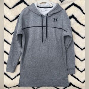 womens Under Armour hoodie EUC size small